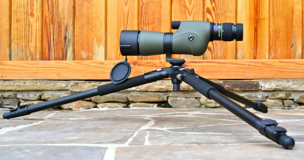 Mounting and Stability for Spotting Scope Observation