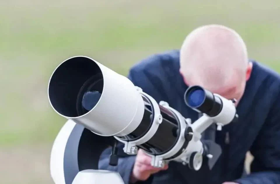 Sri Lanka school labs: telescope mounting and calibration